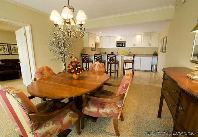 Courtyard By Marriott Erie Ambassador Conference Center Hotel Kearsarge Room photo