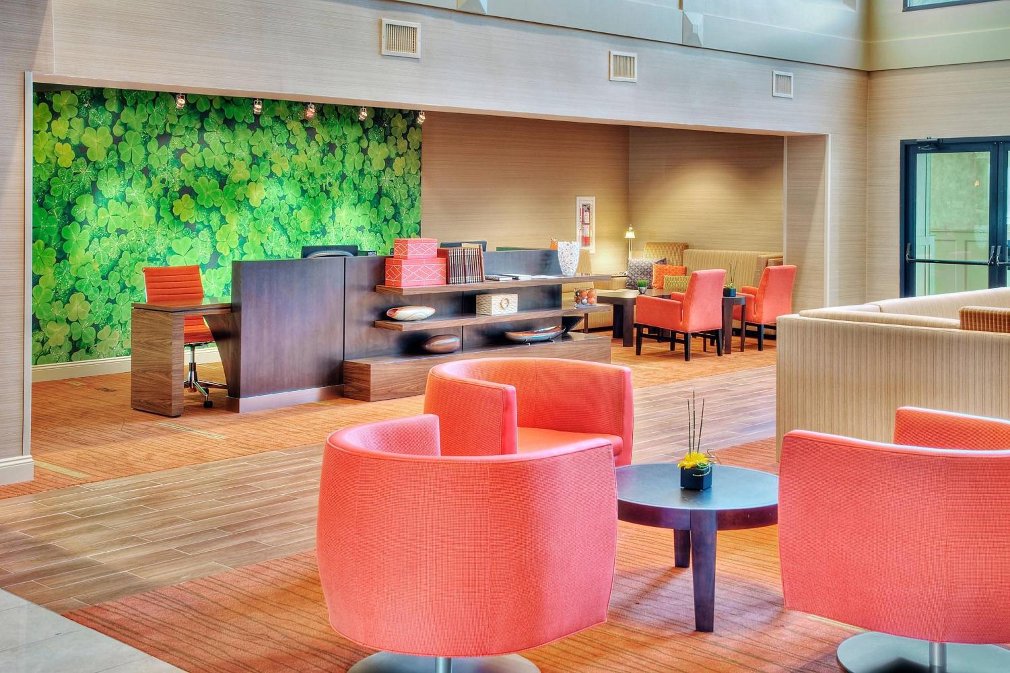 Courtyard By Marriott Erie Ambassador Conference Center Hotel Kearsarge Exterior photo
