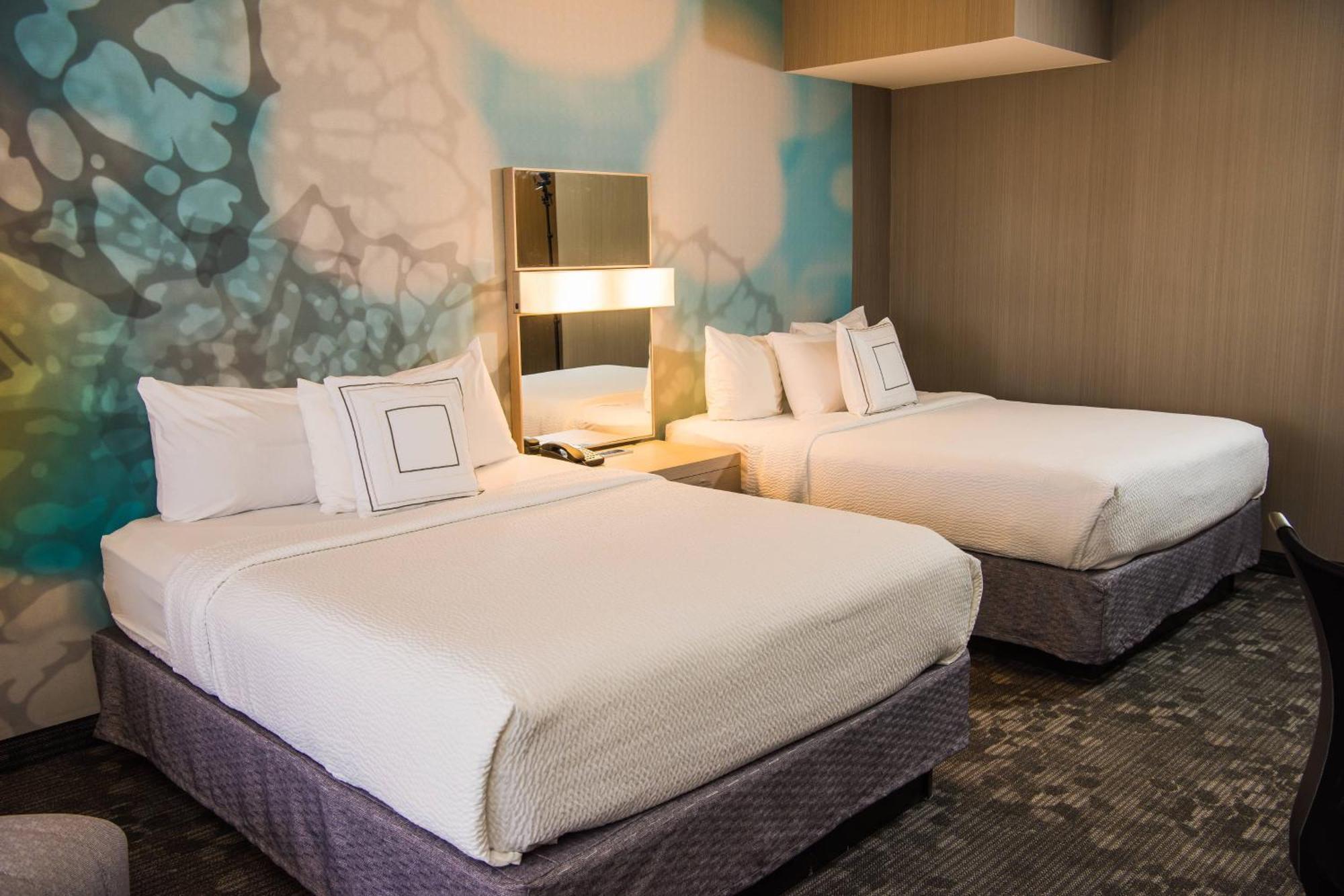 Courtyard By Marriott Erie Ambassador Conference Center Hotel Kearsarge Exterior photo